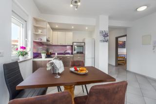 Villa Vita apartments & studios with common pool - 9