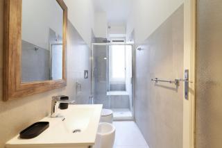 Adelaide Elegant apartments - Milan - 3