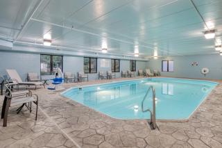 Holiday Inn Express Hotel & Suites Columbus Airport by IHG - 3