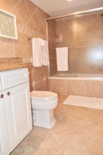 Charming 2 Bed South End Beachfront Condo at Popular Seawinds - 2