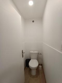 T3 rénové avec cour, Intra Muros Avignon - 4