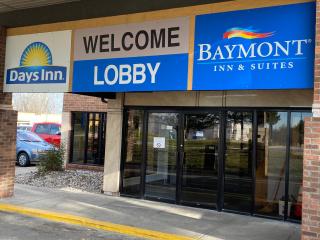 Baymont by Wyndham Flint Airport North - Flint - 8