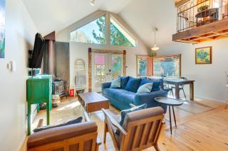 Riverside Retreat with Screened Porch 6 Mi to Taos! - Taos - 8