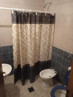 CASA CON COCHERA, HASTA 7 PERSONAS - Las Heras - 4