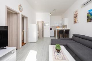 Beach Villa Porat - 8
