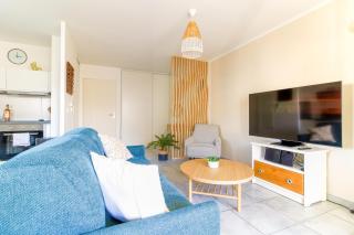 SELECT' -T3 au coeur du Lavandou à proximité des commerces et des plages avec parking et piscine - EDEN-E31 - Le Lavandou - 8