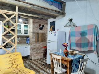 Casa pequena, mas charmosa. A 800 metros da praia - 8