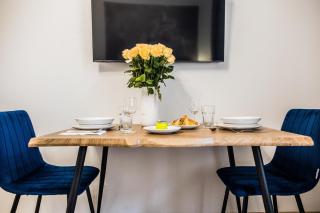 CracWoW K8 Apartments - 5