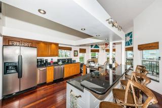 Waterfront home with pool and an amazing view! Beach minutes away! Wake up to dolphins! - Clearwater Beach - 4
