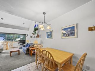 CJ404 Copper Junction condo - 2