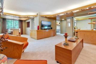 Frank Lloyd Wright Condo at Biltmore Golf Course - Phoenix - 8