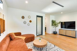 Modern Miami Home with Pool 1 Mi to Design District! - Miami - 6