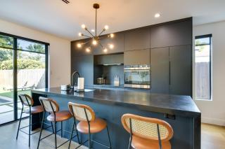 Modern Miami Home with Pool 1 Mi to Design District! - Miami - 3