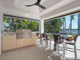 Secluded Bayfront Haven - Bonita Springs - 2