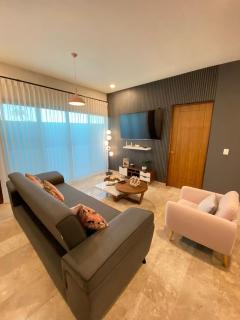 Luxury 2 bedroom apt 3 min away from the boardwalk/malecon - 0