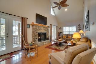 Enchanted Forest Cottage with Hot Tub! - Hiawassee - 8