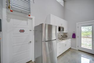 Stunning Texas Studio Less Than 1 Mi to Canyon Lake! - 5