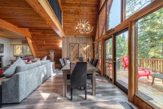 Ember Ridge Retreat by Tahoe Getaways - 3BR Pet-Friendly Carnelian Bay Rental w Fenced Yard, Ping Pong, Hot Tub, Near Northstar - 9