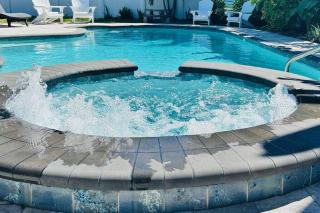 Beautiful home with large pool! Close to the beach! - Clearwater Beach - 0