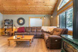 Kokanee at Tahoe Donner - Charming 3 BR - Pool Table - Fireplace - Amenity Access! - Truckee - 5