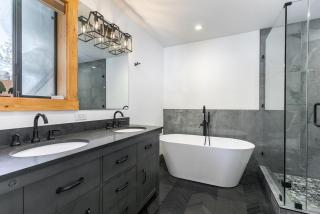 Kokanee at Tahoe Donner - Charming 3 BR - Pool Table - Fireplace - Amenity Access! - Truckee - 1