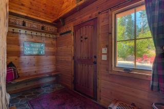 Lazy Bear's Lodge By Tahoe Getaways - Remodeled 3 BR w Hot Tub! - 7