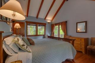 Mountain Escape at North Shore - Upscale 4BR Easy Walk to Lake & Private Hot Tub! - Carnelian Bay - 1