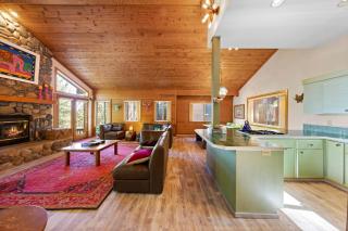 Mosaic Magic at Northstar - Luxury 4BR with Private Hot Tub and Free Ski Shuttle - Truckee - 6
