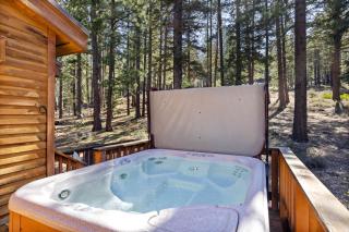 Mosaic Magic at Northstar - Luxury 4BR with Private Hot Tub and Free Ski Shuttle - Truckee - 9