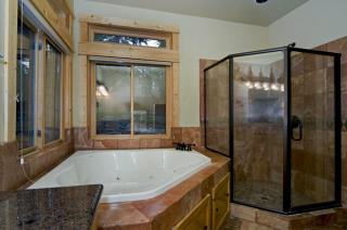 Olive Branch - Private Hot Tub, Media Room, Pet-Friendly, Near Northstar! - Carnelian Bay - 2