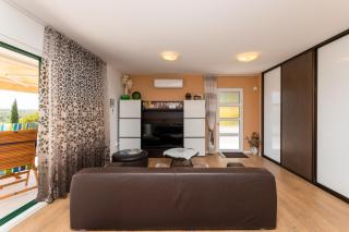 APARTMANI MARIS - Milna - 2