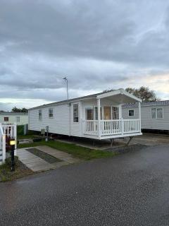 Luxurious 6 Berth Swift Bordeaux on Lyons Robin Hood Rhyl - Meliden - 8
