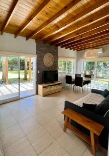 Casa De Los Titanes I Ideal para Familias - Ayres del Bosque Alojamientos - 1