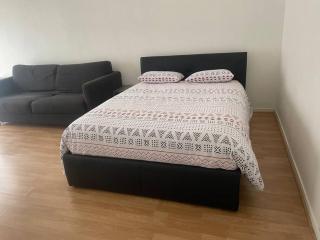 4 personnes 20 mn PARIS - Saint-Maurice - 3