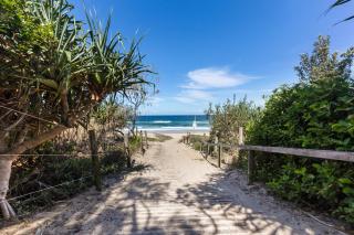 Yerranya, pet-friendly beach home w pool - 8