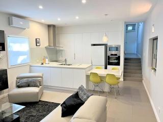 WHLN1-North Sydney, Best-Kept Secret - Stylish Retreat - 3