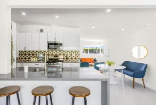 Colorful Kaleidoscope - A Ryson Property - Palm Springs - 9
