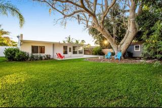 Tropical Shores Retreat-10 Min to Siesta Key Beach - Sarasota - 7
