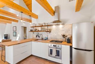 Wildwood - Modern 2 BR with Private Hot tub Walk to North Tahoe Regional Park - 7