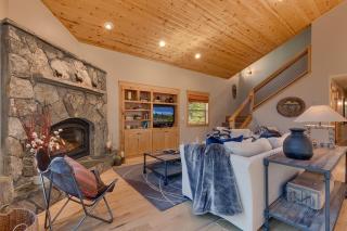 Woodcrest at Tahoe Donner 3BR with Pool Table - 3000 sq ft - Truckee - 8