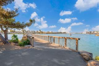 Best Western Plus Bayside Hotel - 9