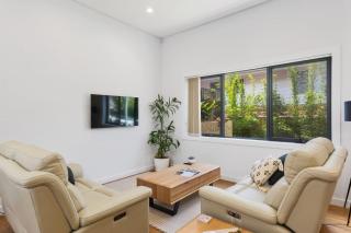 Avenue Escape - Contemporary Living at Corrimal - Wollongong - 7