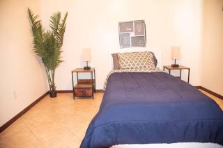 3BD 2BT town suite minutes away Medical Center - Edinburg - 8