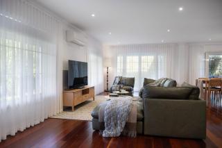 Peahen House - Trentham - 1