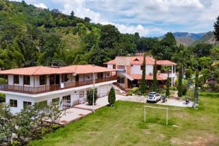 Hotel Finca Villa Nathaly - Piedecuesta - 0