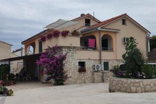 Apartments with a parking space Rtina - Miocici, Zadar - 22001 - Ražanac - 9