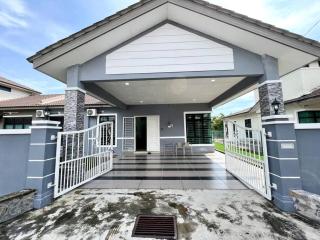 KlebangBesar/PantaiPuteri/Melaka/Cuti 4Bilik/8pax - Bukit Rambai - 0
