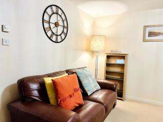Enigma 2 bedroom Seaton Place space - Aberdeen - 6