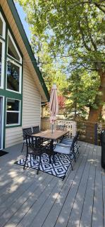 Treetop A-frame Cabin, Family Friendly with Hot Tub - Lake Arrowhead - 4