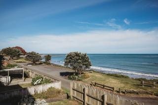Wow On Wanaka Bay - New Plymouth - 9